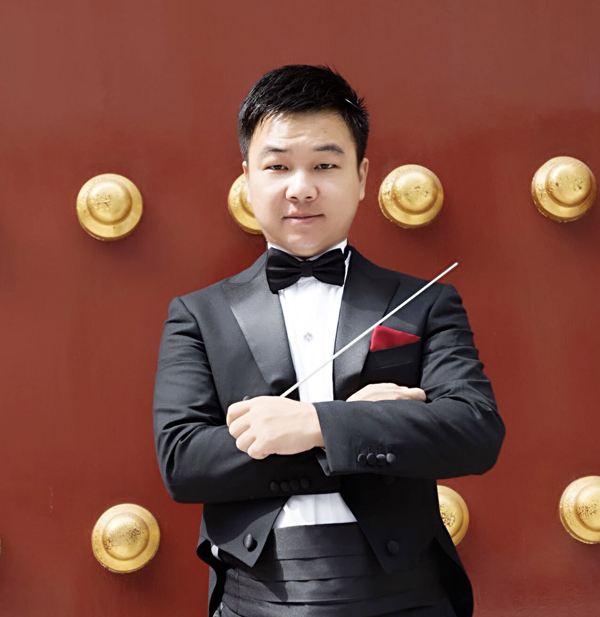 1665451797109090791.jpg 指挥.jpg